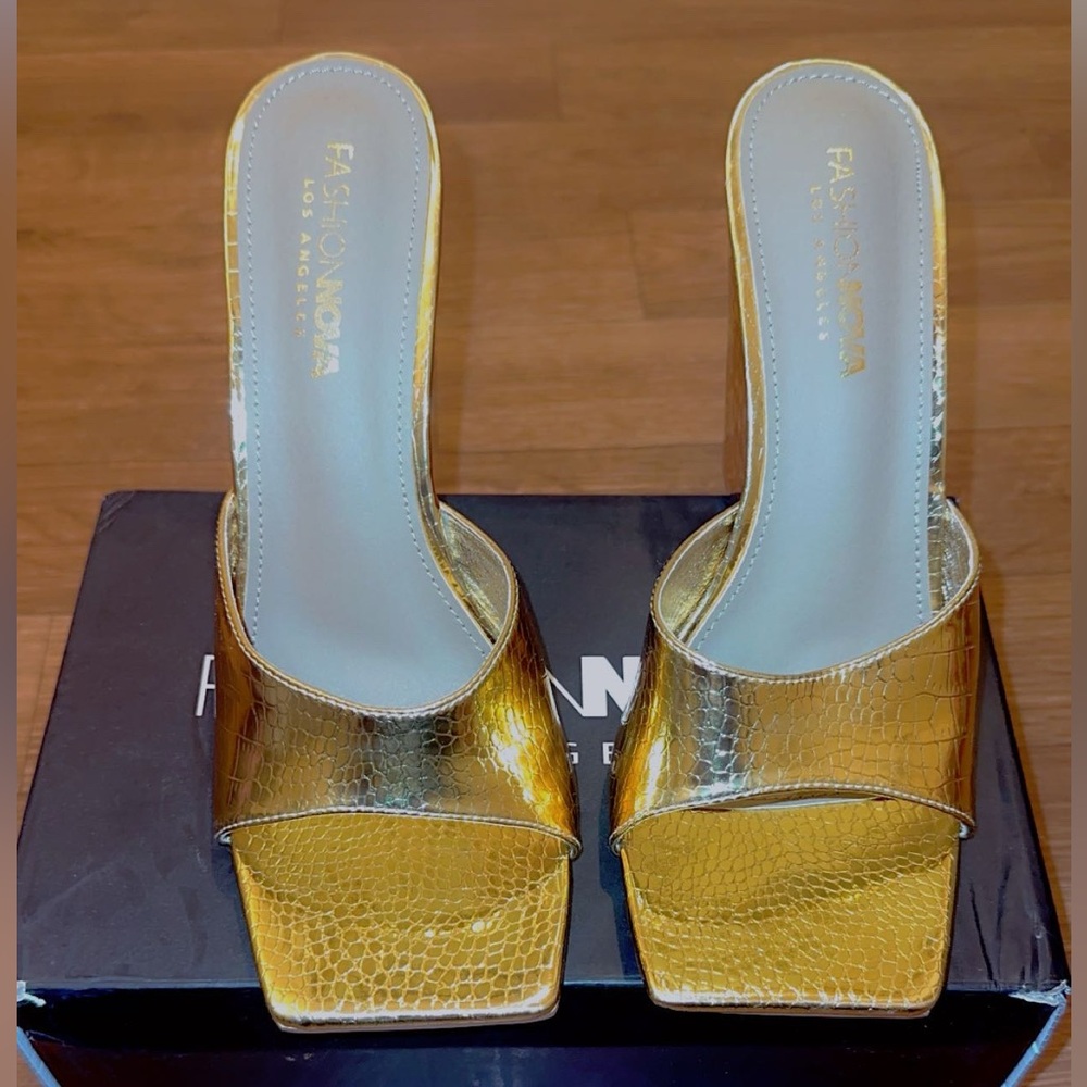 Fashion Nova Shimmering Gold Heels